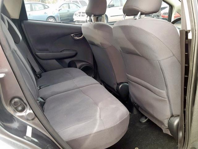 JHMGE8H39DC053795 - 2013 HONDA FIT GRAY photo 6