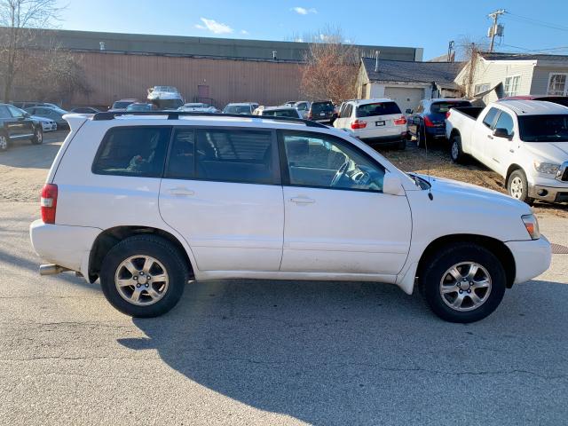 JTEEP21A070188061 - 2007 TOYOTA HIGHLANDER WHITE photo 5