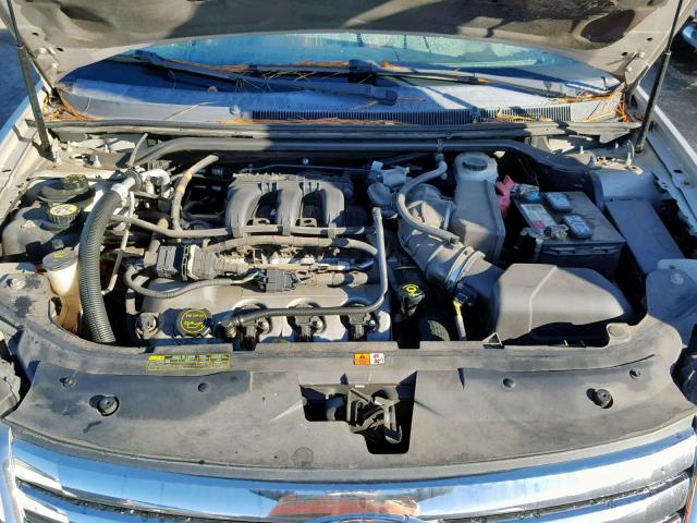 1FAHP24W68G108026 - 2008 FORD TAURUS SEL SILVER photo 7