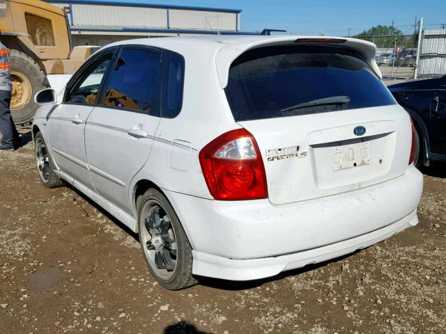 KNAFE161555085832 - 2005 KIA SPECTRA5 WHITE photo 3