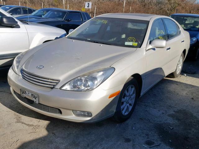 JTHBA30G240003202 - 2004 LEXUS ES 330 BEIGE photo 2