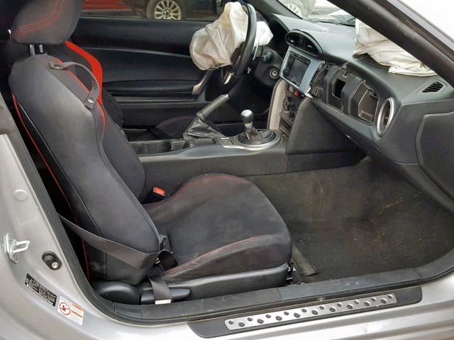 JF1ZNAA11D2721031 - 2013 TOYOTA SCION FR-S SILVER photo 5