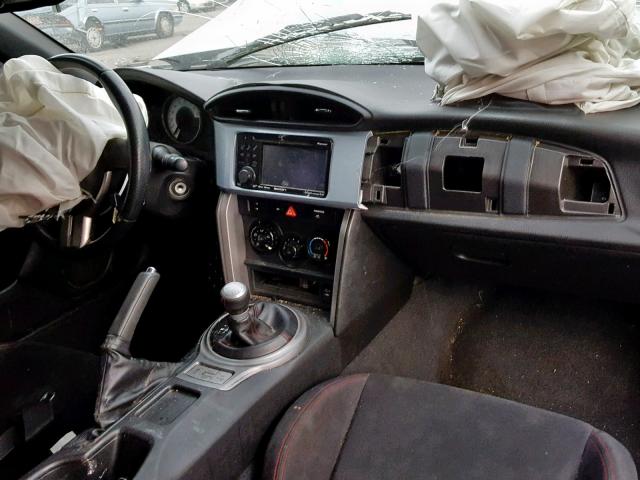 JF1ZNAA11D2721031 - 2013 TOYOTA SCION FR-S SILVER photo 9