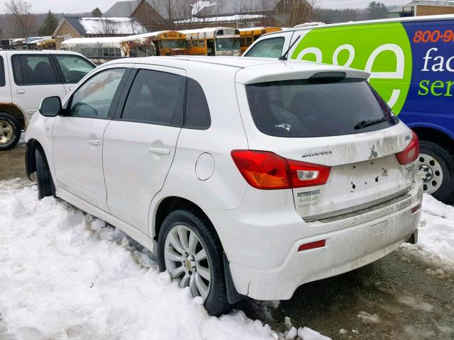 JA4AR4AU5BZ005951 - 2011 MITSUBISHI OUTLANDER WHITE photo 3