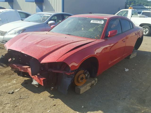 2C3CDXHG7CH287675 - 2012 DODGE CHARGER SX RED photo 2