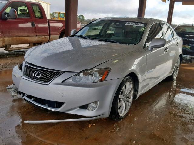 JTHCK262785027558 - 2008 LEXUS IS 250 SILVER photo 2