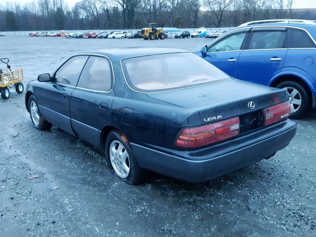 JT8VK13T9N0010138 - 1992 LEXUS ES 300 GREEN photo 3