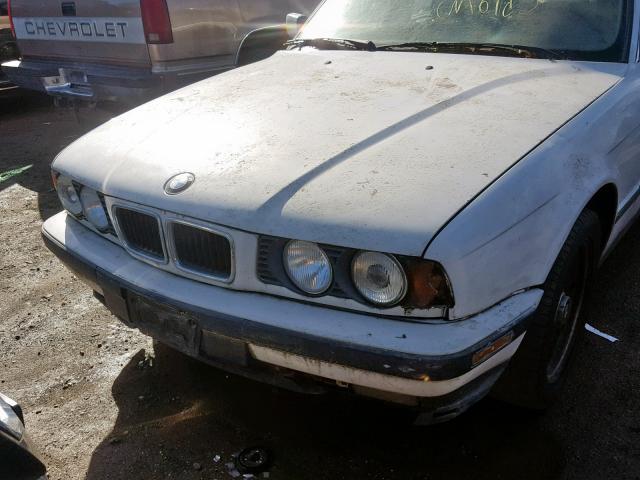 WBAHE6321RGF27604 - 1994 BMW 540 I AUTO WHITE photo 9