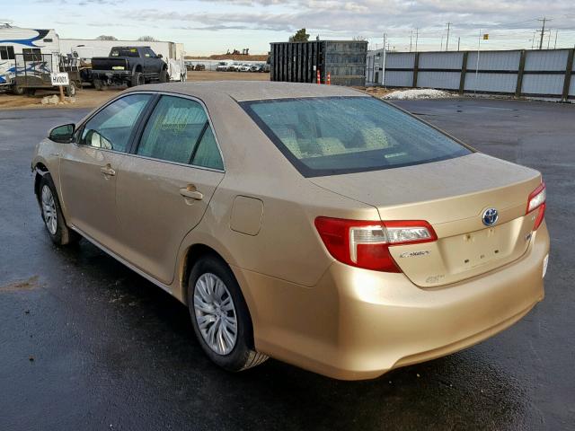 4T1BD1FK7CU054903 - 2012 TOYOTA CAMRY HYBR GOLD photo 3