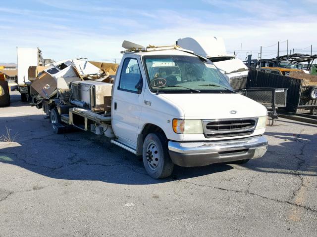 1FDXE45S32HB48080 - 2002 FORD E450 WHITE photo 1