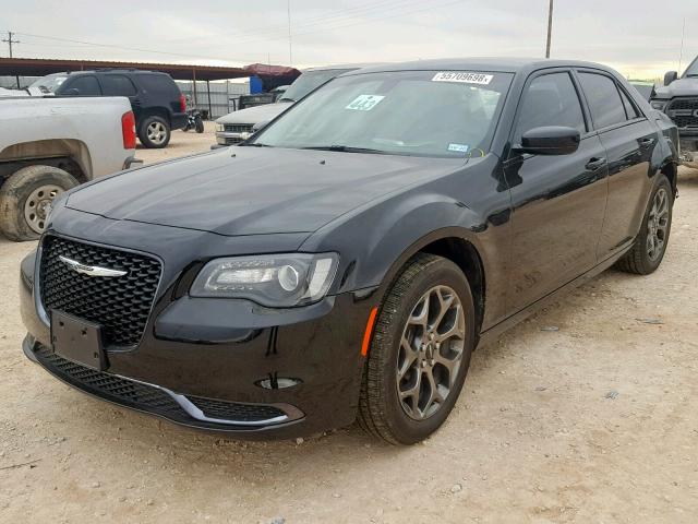 2C3CCARG5JH309104 - 2018 CHRYSLER 300 TOURIN BLACK photo 2