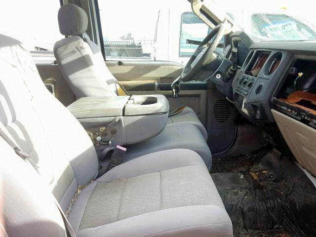 1FTSW21Y48EB25542 - 2008 FORD F250 SUPER WHITE photo 5