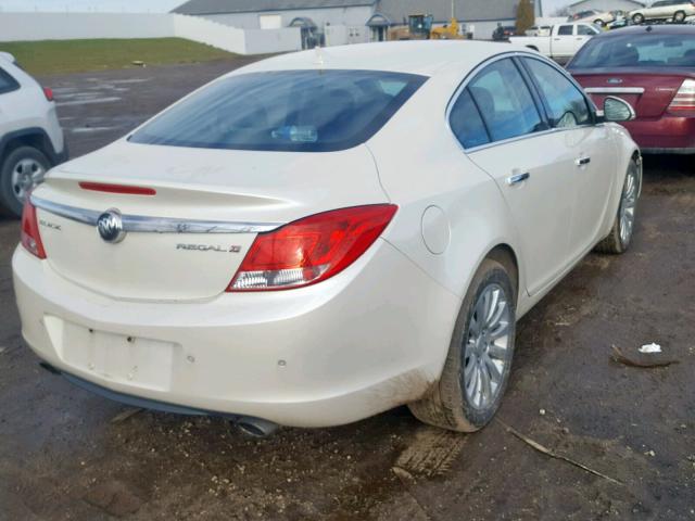 2G4GS5EV3D9250432 - 2013 BUICK REGAL PREM WHITE photo 4