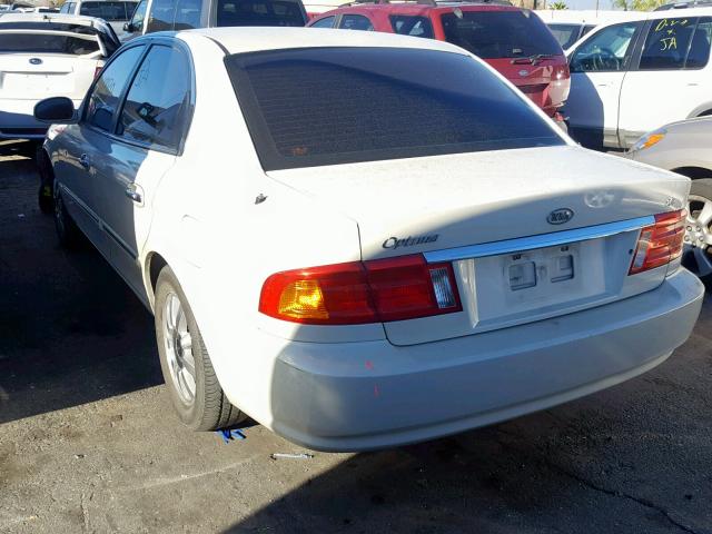 KNAGD126425164171 - 2002 KIA OPTIMA MAG WHITE photo 3