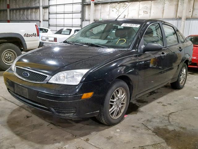 1FAFP34N37W184859 - 2007 FORD FOCUS ZX4 BLACK photo 2