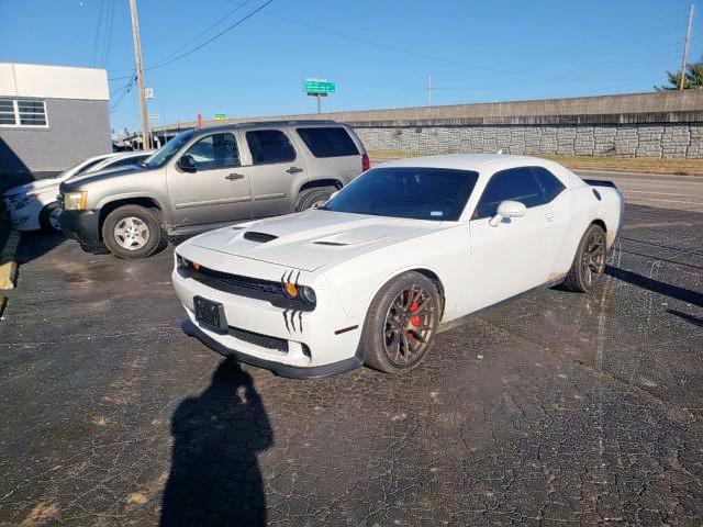 2C3CDZC99GH322839 - 2016 DODGE CHALLENGER WHITE photo 2