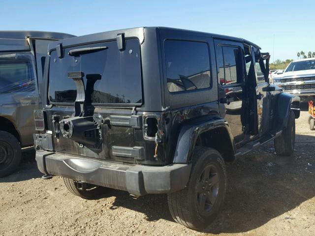 1C4BJWEG8GL103108 - 2016 JEEP WRANGLER U BLACK photo 4