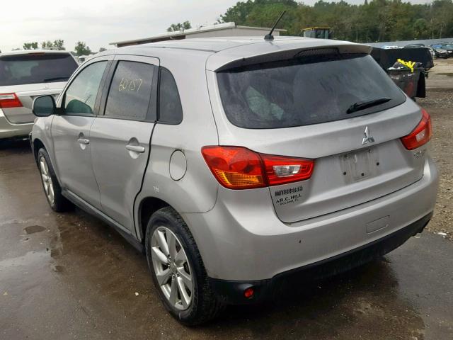 4A4AP3AU1FE041972 - 2015 MITSUBISHI OUTLANDER GRAY photo 3