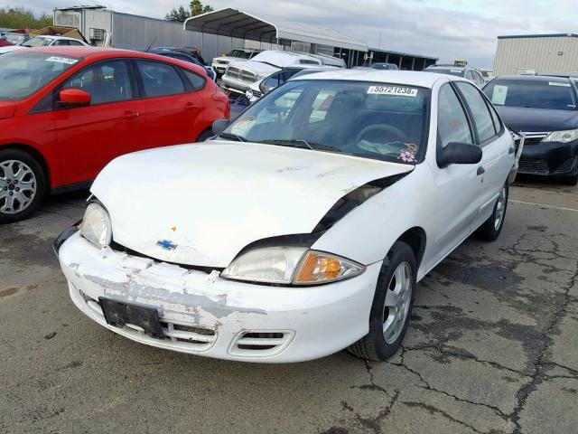 1G1JF524827465497 - 2002 CHEVROLET CAVALIER L WHITE photo 2