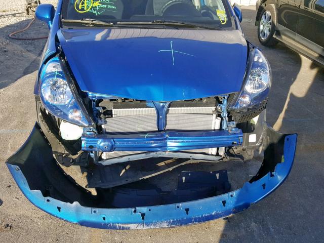 JHMGD38408S032702 - 2008 HONDA FIT BLUE photo 9