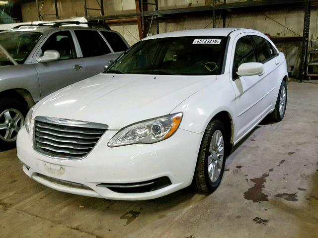 1C3BC4FB3BN550447 - 2011 CHRYSLER 200 LX WHITE photo 2