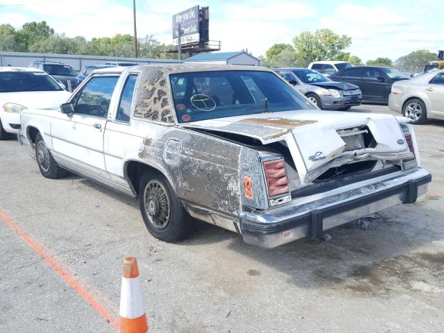 2FABP42F4GX168352 - 1986 FORD LTD CROWN WHITE photo 3