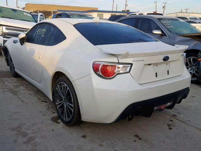 JF1ZCAC13G9601990 - 2016 SUBARU BRZ 2.0 LI WHITE photo 3