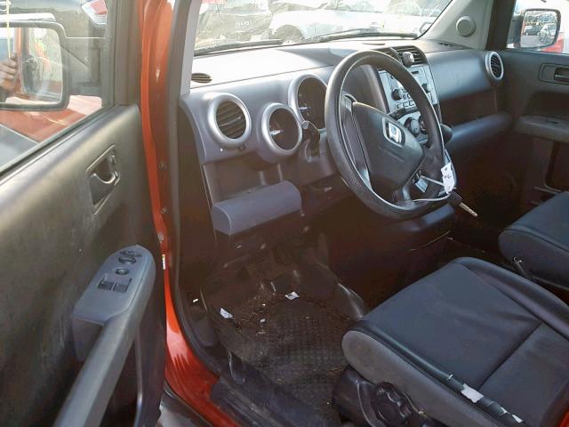 5J6YH28695L012342 - 2005 HONDA ELEMENT EX ORANGE photo 9