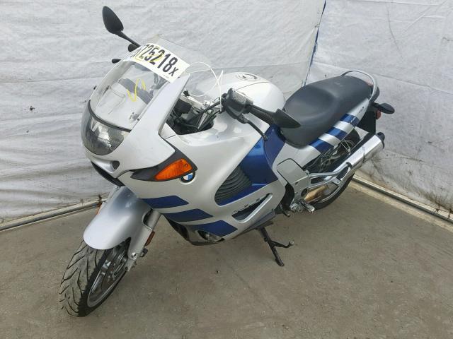 WB10554A1YZA53055 - 2000 BMW K1200 RS SILVER photo 2