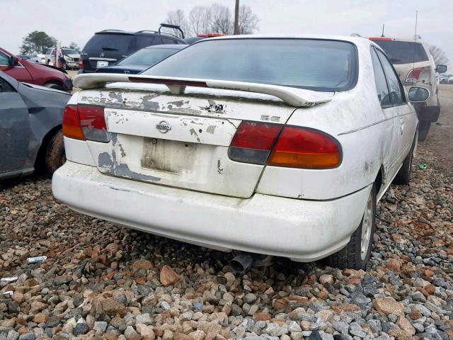 1N4AB42D6TC521870 - 1996 NISSAN 200SX BASE WHITE photo 4