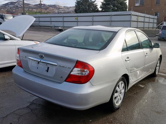 4T1BF30K22U014449 - 2002 TOYOTA CAMRY LE SILVER photo 4