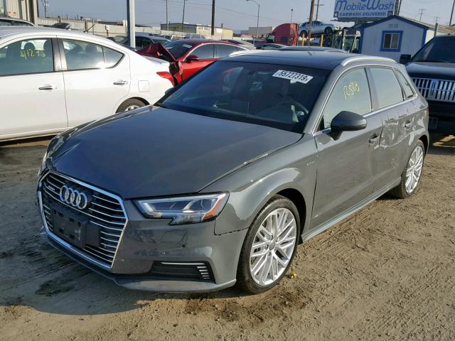 WAUTPBFF1JA063973 - 2018 AUDI A3 E-TRON GRAY photo 2