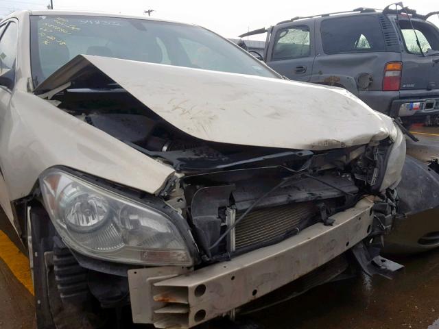 1G1ZC5E07CF195383 - 2012 CHEVROLET MALIBU 1LT WHITE photo 9