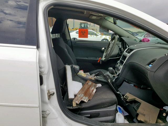 1G1ZC5EU4BF334855 - 2011 CHEVROLET MALIBU 1LT WHITE photo 5