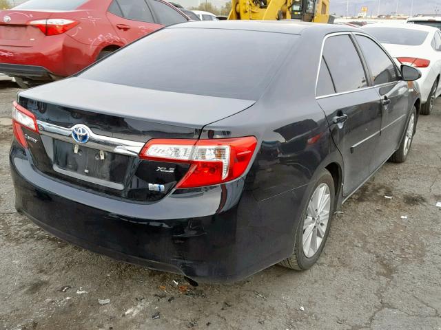 4T1BD1FK2EU111589 - 2014 TOYOTA CAMRY HYBR BLACK photo 4