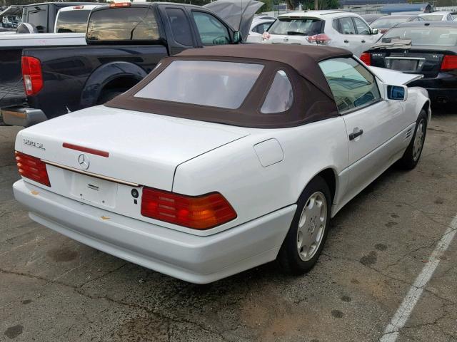 WDBFA67E2PF081164 - 1993 MERCEDES-BENZ 500 SL WHITE photo 4