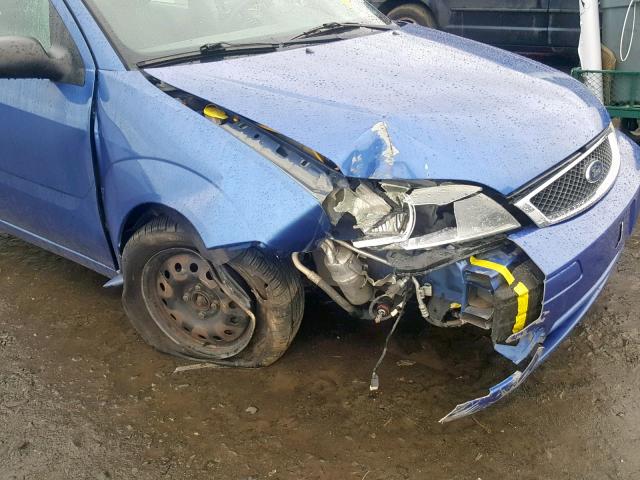 1FAFP34N75W315823 - 2005 FORD FOCUS ZX4 BLUE photo 9