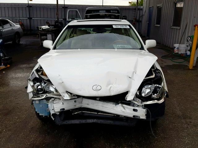 JTHBA30G855102790 - 2005 LEXUS ES 330 WHITE photo 9