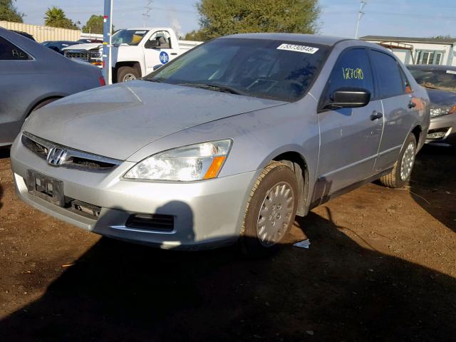 1HGCM56167A210011 - 2007 HONDA ACCORD VAL SILVER photo 2