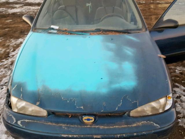 1Y1SK5285YZ404871 - 2000 CHEVROLET GEO PRIZM BLUE photo 7