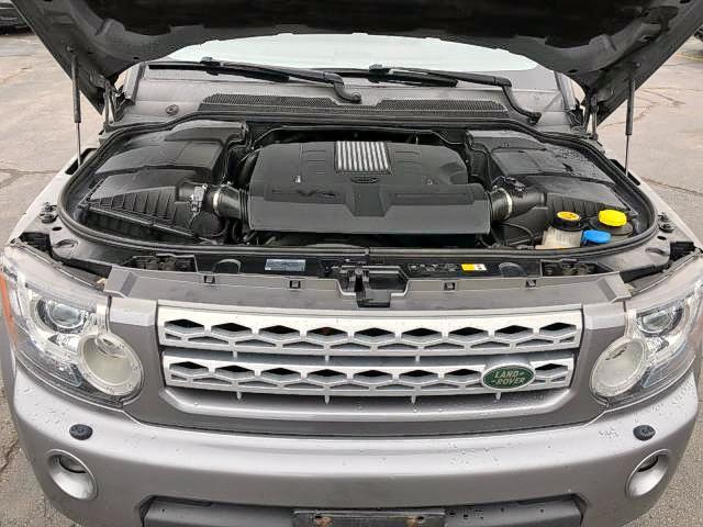 SALAK2D44CA613172 - 2012 LAND ROVER LR4 HSE LU SILVER photo 10