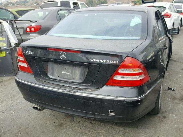 WDBRF40J64A633574 - 2004 MERCEDES-BENZ C 230K SPO BLACK photo 4