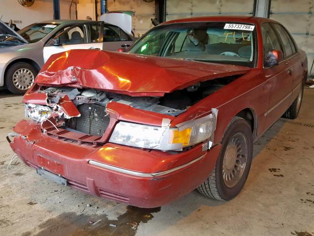 2MEFM75W3YX625718 - 2000 MERCURY GRAND MARQ RED photo 2