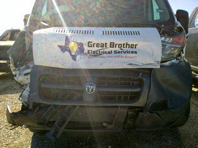 3C6TRVAG8GE105079 - 2016 RAM PROMASTER 白色 照片 9