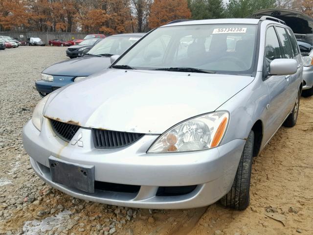 JA3AD29F54U046867 - 2004 MITSUBISHI LANCER LS SILVER photo 2