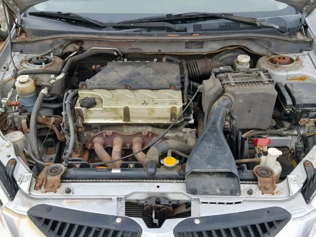 JA3AD29F54U046867 - 2004 MITSUBISHI LANCER LS SILVER photo 7