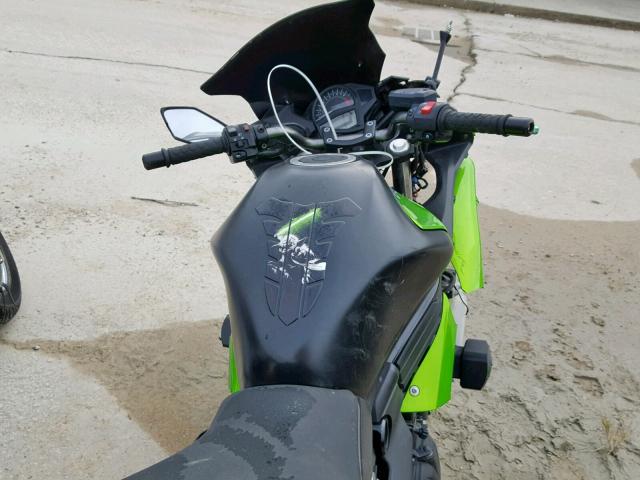 JKAEXEE13EDA16402 - 2014 KAWASAKI EX650 E BLACK photo 5