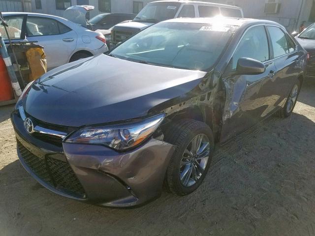 4T1BF1FK4HU308973 - 2017 TOYOTA CAMRY LE GRAY photo 2
