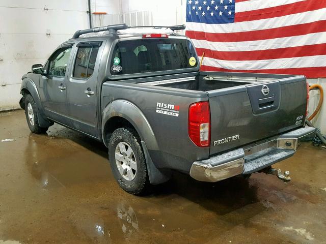 1N6AD07WX7C412791 - 2007 NISSAN FRONTIER C GRAY photo 3