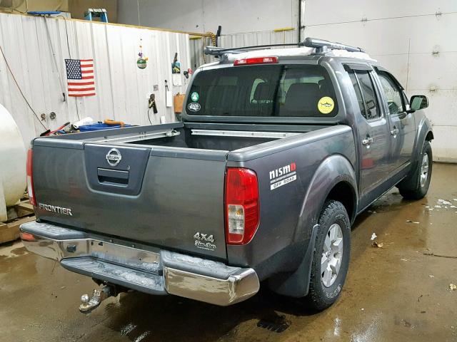 1N6AD07WX7C412791 - 2007 NISSAN FRONTIER C GRAY photo 4